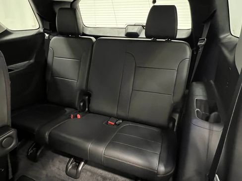 Used 2019 Chevrolet Traverse LT w/ LT Premium Package AWD/4WD image 33