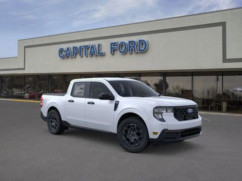New 2025 Ford Maverick XLT w/ XLT Luxury Package image 7