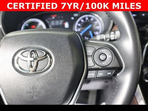 Used 2023 Toyota Venza XLE AWD/4WD image 31