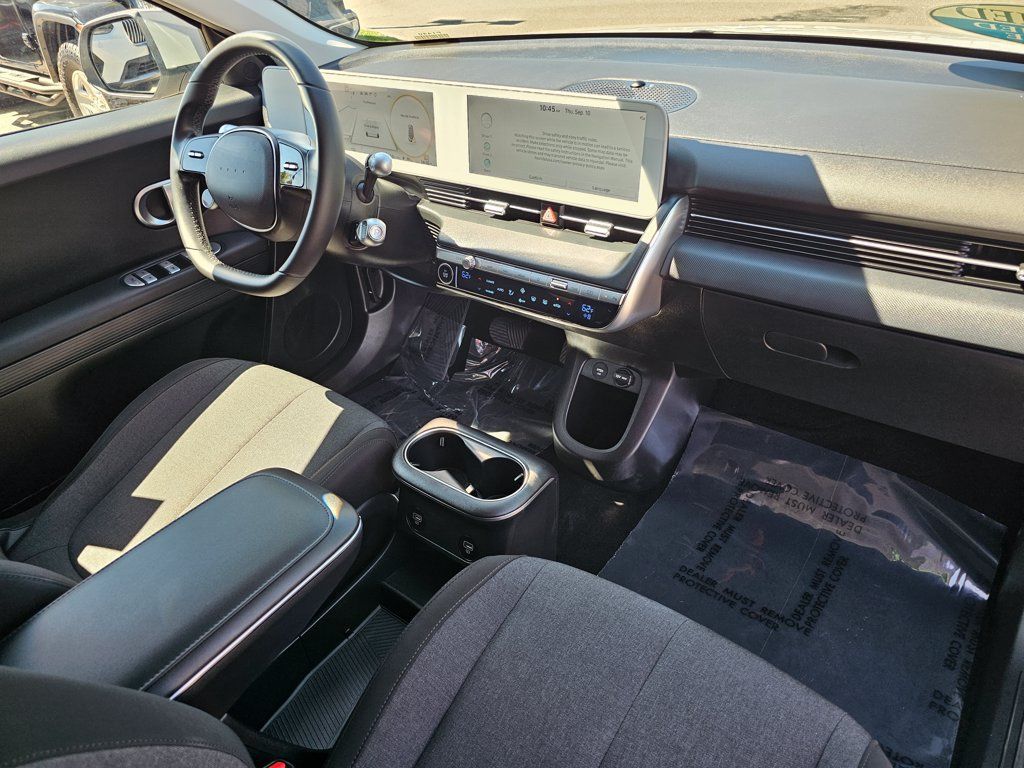 Certified 2024 Hyundai Ioniq 5 SE RWD image 9