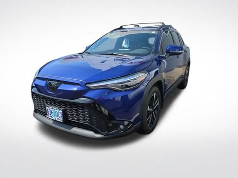 Used 2024 Toyota Corolla Cross AWD Hybrid w/ Convenience Package image 5