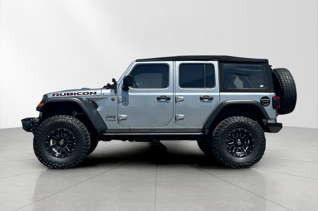 Used 2018 Jeep Wrangler Unlimited Rubicon AWD/4WD image 3