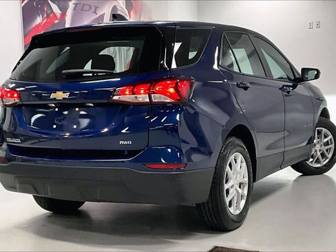 Used 2023 Chevrolet Equinox LS image 22