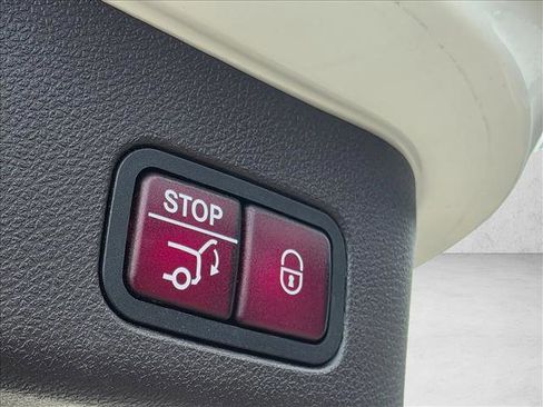 Used 2018 Mercedes-Benz GLE 350 image 27