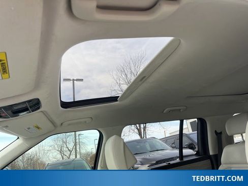 Used 2024 Hyundai Santa Fe Calligraphy image 44