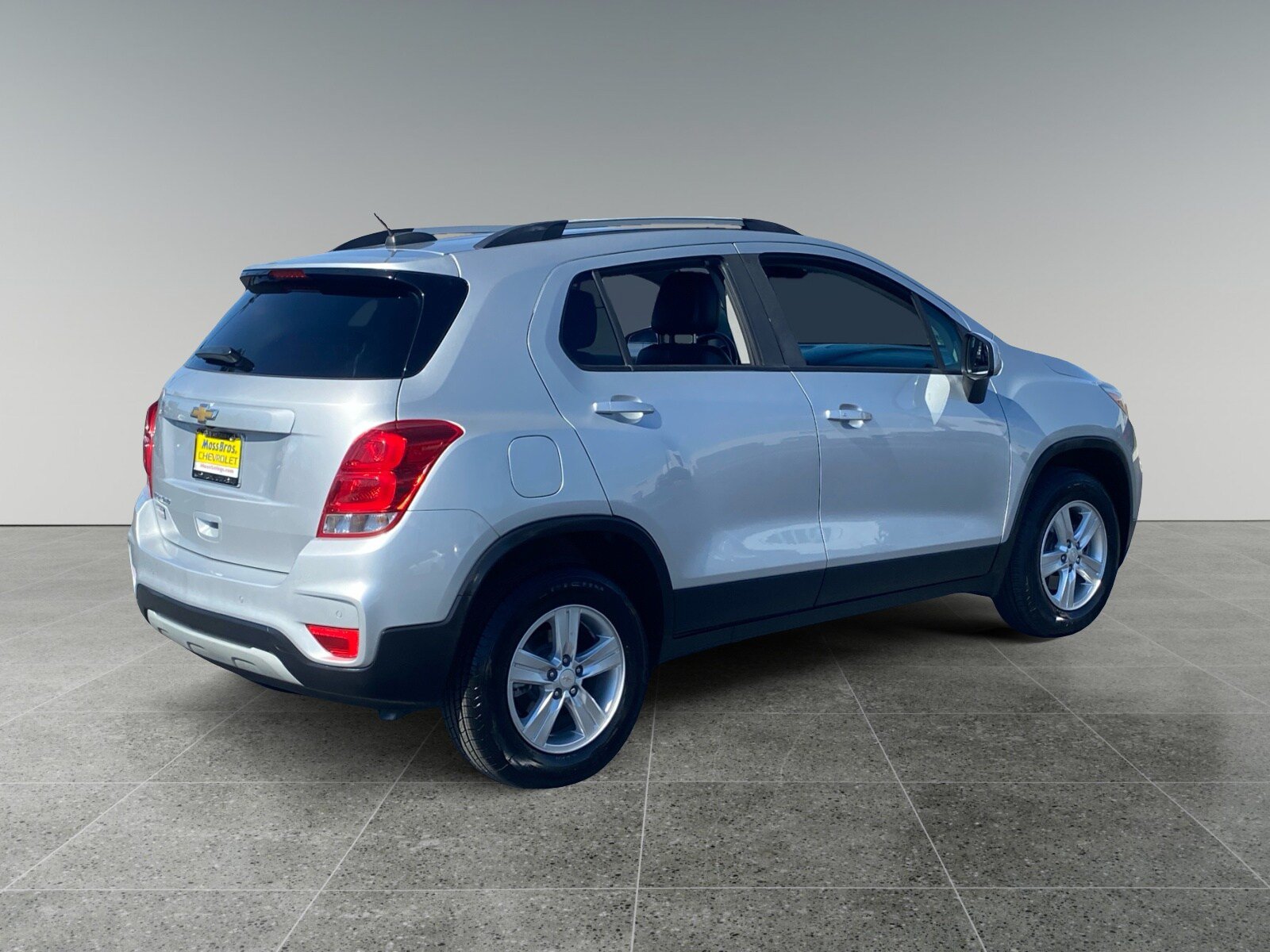 Used 2022 Chevrolet Trax LT w/ Driver Confidence Package AWD/4WD image 5