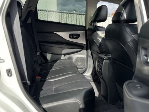 Used 2019 Nissan Murano SL image 12
