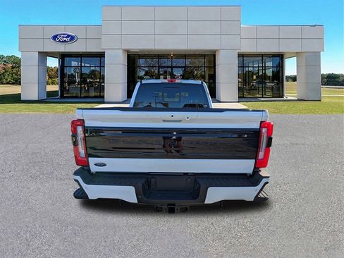New 2026 Ford F250 Platinum AWD/4WD image 5
