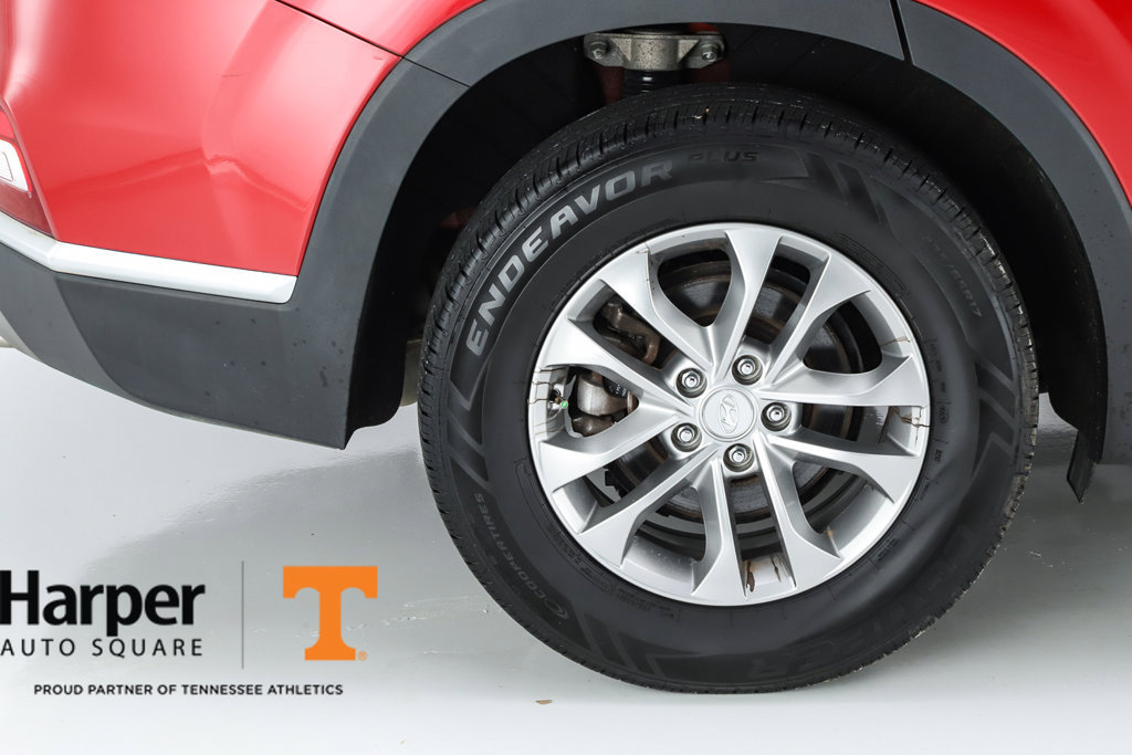 Used 2019 Hyundai Santa Fe SEL AWD/4WD image 13