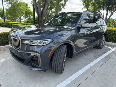 Used 2022 BMW X7 M50i w/ Cold Weather Package AWD/4WD image 1
