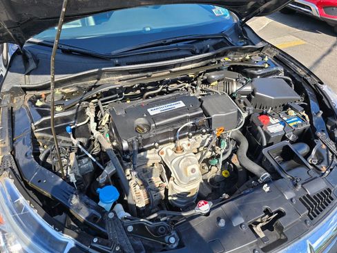 Used 2016 Honda Accord EX-L image 32