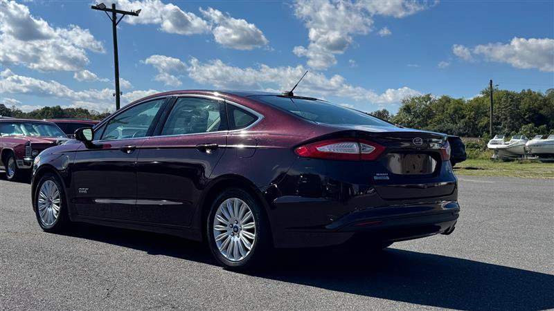 Used 2013 Ford Fusion Energi SE w/ Driver Assist Pkg FWD image 8