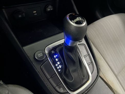 Used 2022 Hyundai Kona SEL FWD image 17