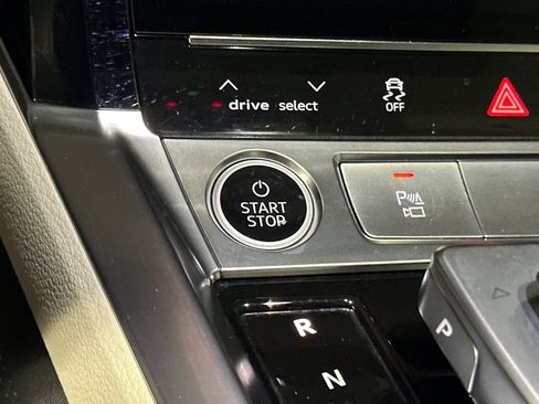 Used 2024 Audi Q8 e-tron Premium Plus w/ Premium Plus Package AWD/4WD image 22