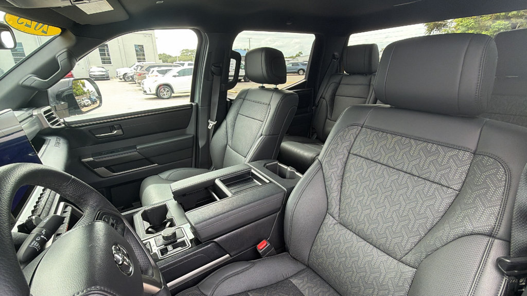 Used 2025 Toyota Tundra SR5 w/ SR5 Premium Package AWD/4WD image 21