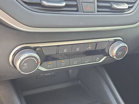 Certified 2025 Nissan Altima 2.5 S FWD image 24