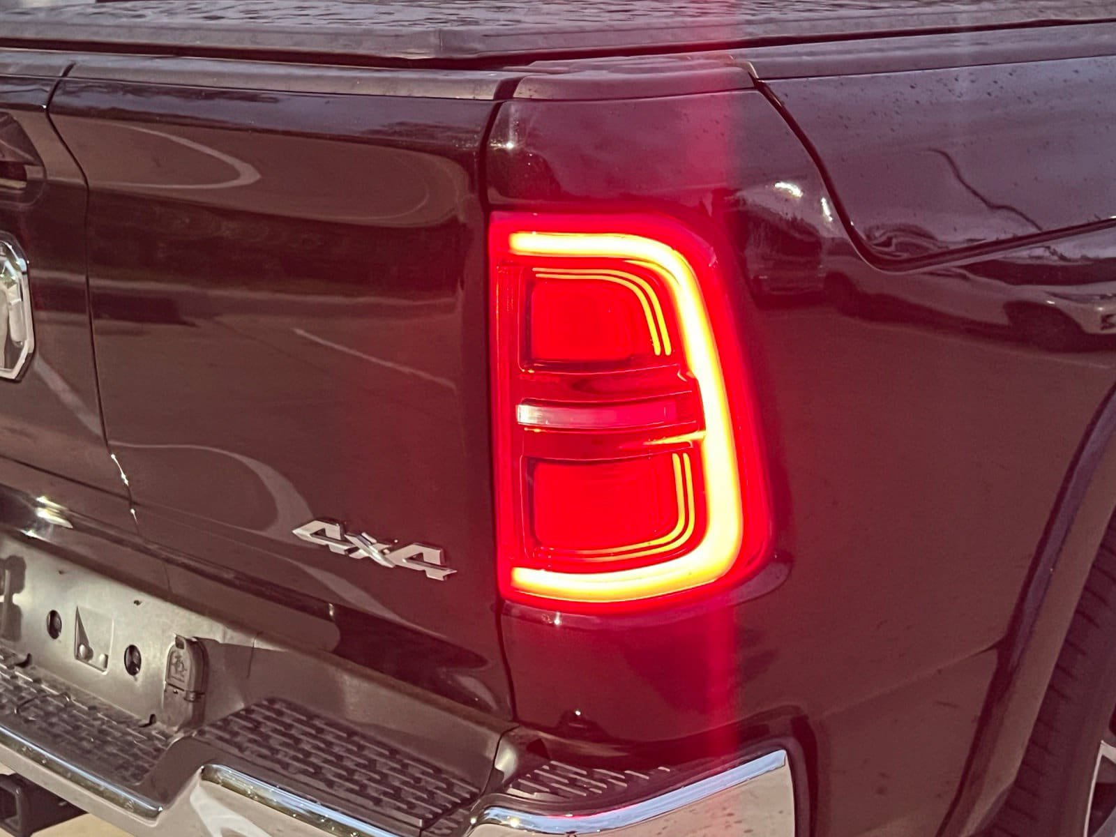 Used 2025 RAM 1500 Limited AWD/4WD image 15