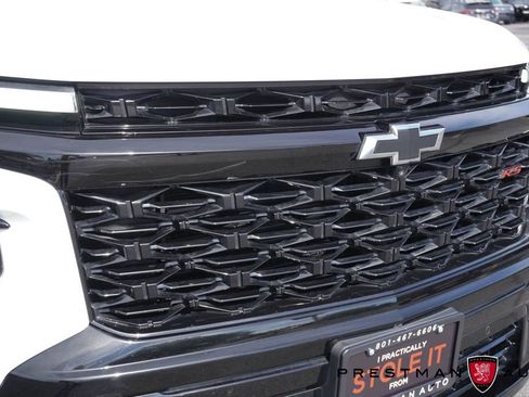 Used 2025 Chevrolet Traverse RS w/ LPO, Floor Liner Package AWD/4WD image 26