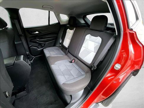 Used 2024 Chevrolet Trax LS FWD image 27
