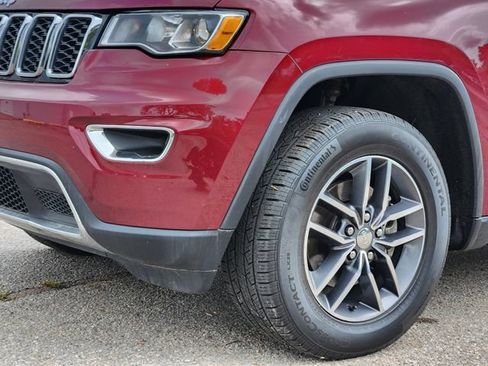 Used 2017 Jeep Grand Cherokee Limited AWD/4WD image 7