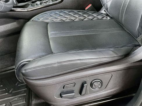 Certified 2022 Kia Sorento SX FWD image 24