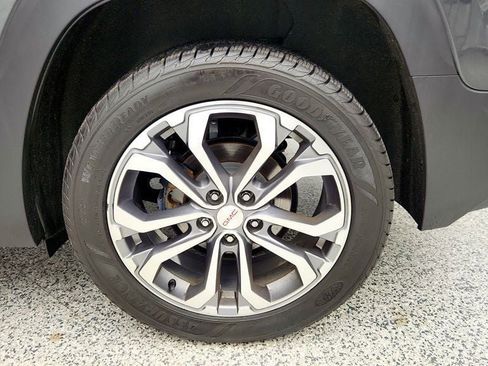 Used 2020 GMC Terrain SLT w/ Preferred Package image 9