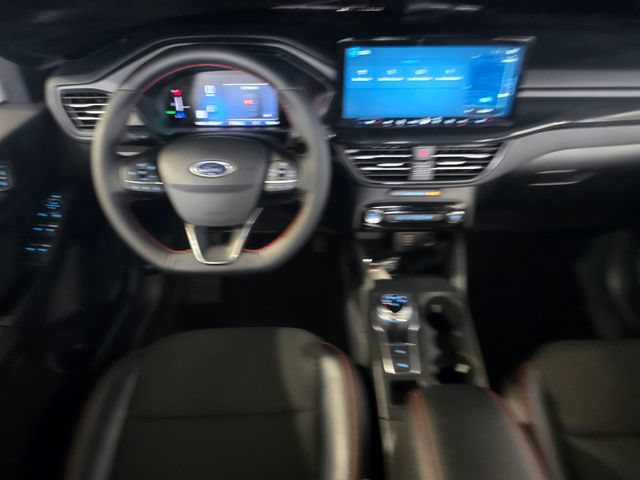 Used 2025 Ford Escape ST-Line w/ Tech Pack #1 FWD image 36