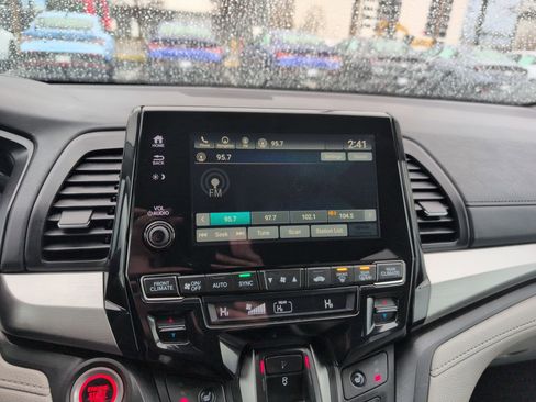 Used 2018 Honda Odyssey EX-L image 25