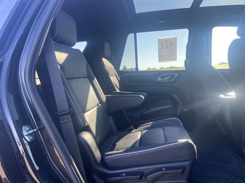 Certified 2023 Chevrolet Tahoe Premier w/ Premium Package 2 AWD/4WD image 28
