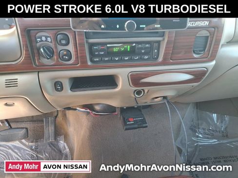 Used 2004 Ford Excursion Limited AWD/4WD image 26