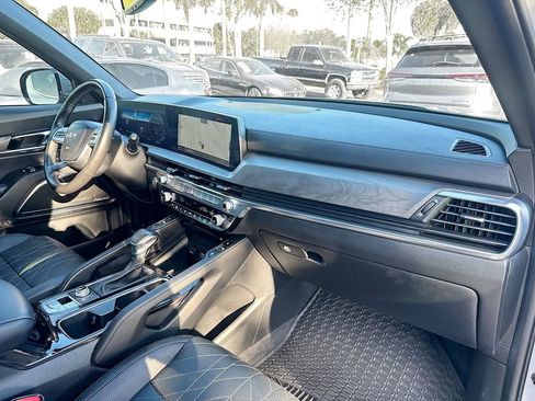 Used 2024 Kia Telluride SX X-Pro image 33