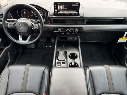 Used 2025 Honda Pilot EX-L