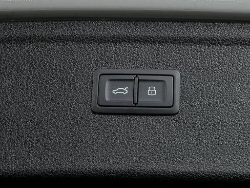 Used 2021 Audi Q5 2.0T Premium Plus w/ Premium Plus Package image 30