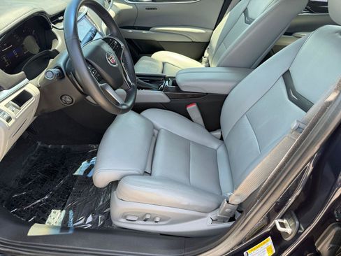 Used 2014 Cadillac XTS Luxury w/ Driver Awareness Package FWD image 16
