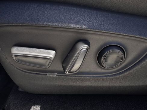 Used 2025 Toyota Land Cruiser w/ Premium Package image 27