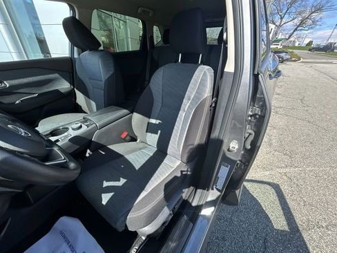 Used 2023 Nissan Rogue SV image 15