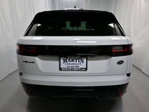 Used 2022 Land Rover Range Rover Velar R-Dynamic S image 4