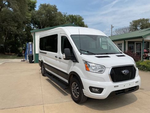 Used 2022 Ford Transit 350 XLT RWD image 3