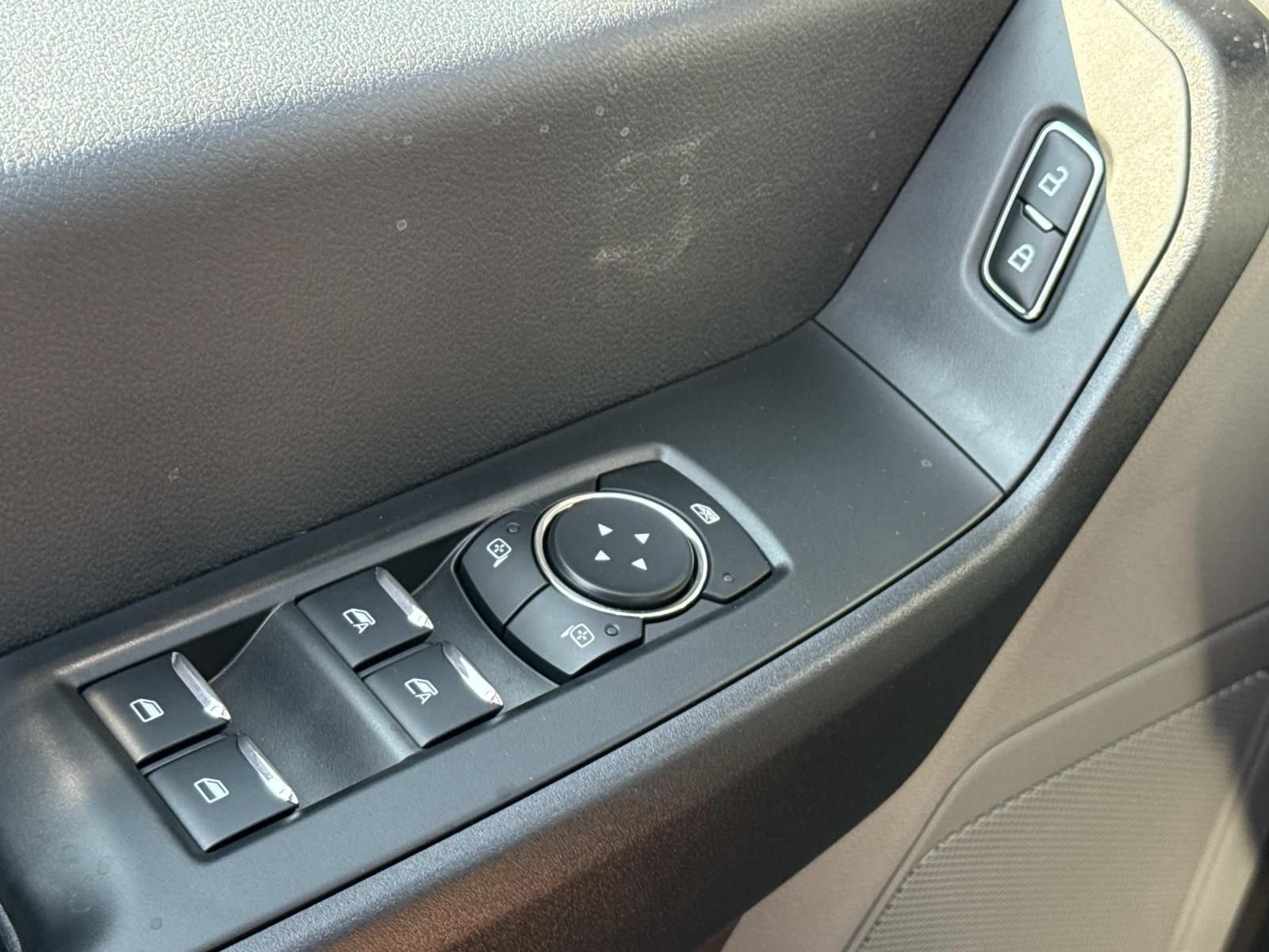 New 2026 Ford F550 4x4 Crew Cab image 19