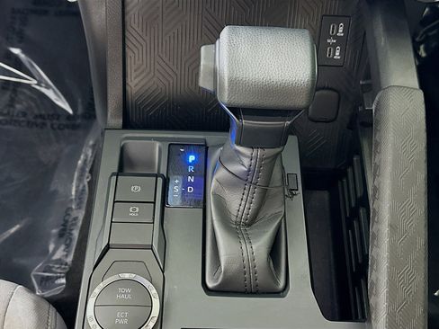 Used 2025 Toyota Tacoma SR5 image 21