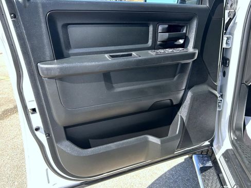 Used 2018 RAM 1500 Express w/ Express Value Package image 9