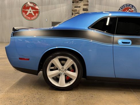 Used 2009 Dodge Challenger SRT8 w/ Spring Special Group image 16