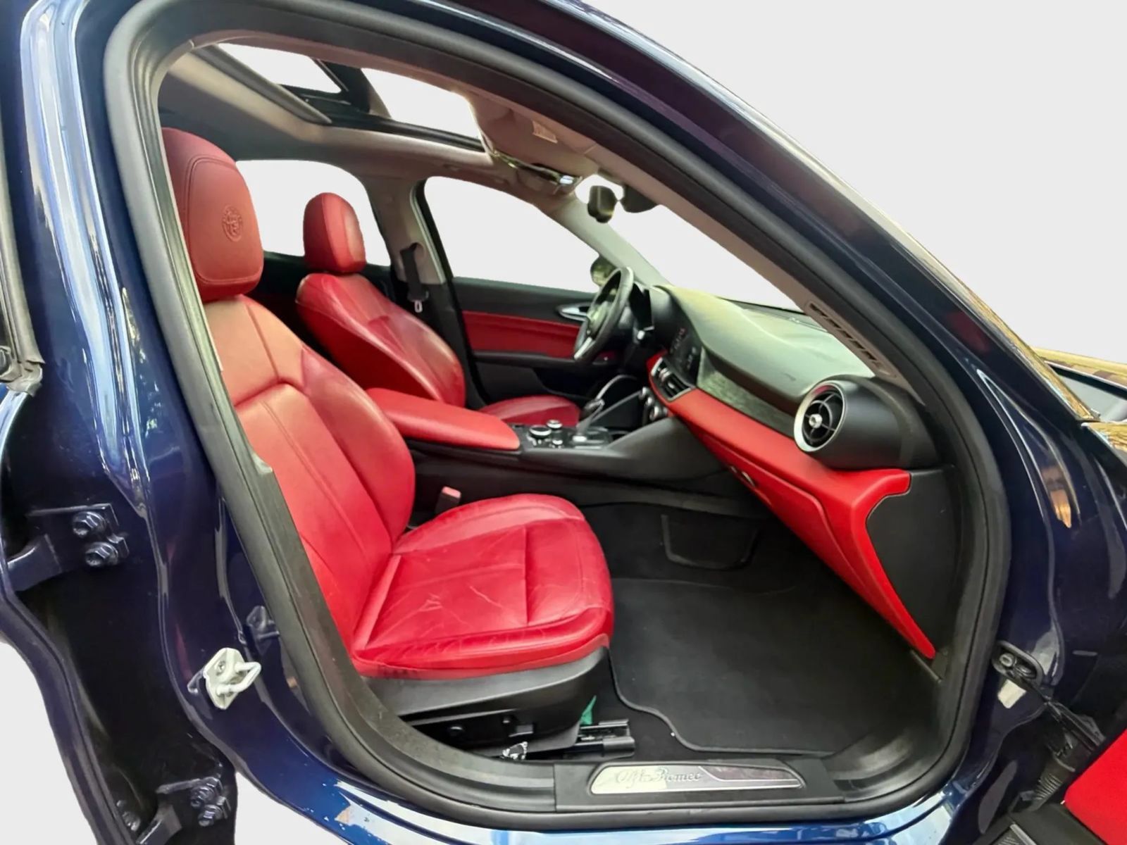 Used 2019 Alfa Romeo Giulia RWD image 14