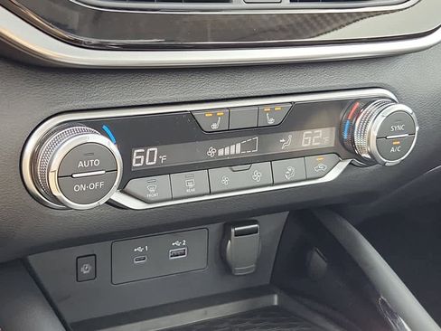 New 2025 Nissan Altima 2.5 SR w/ SR Premium Package image 16