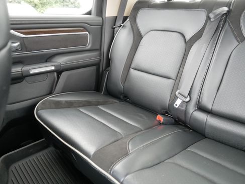 Used 2021 RAM 1500 Laramie AWD/4WD image 12