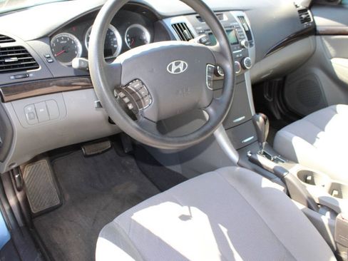 Used 2010 Hyundai Sonata GLS FWD image 13