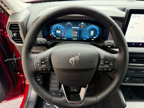 New 2025 Ford Bronco Sport Outer Banks image 2