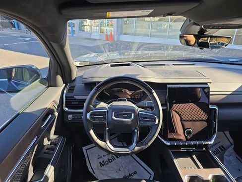 New 2026 GMC Acadia Denali image 12