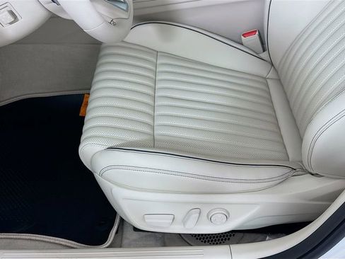 Certified 2026 Genesis G70 2.5T Prestige image 21