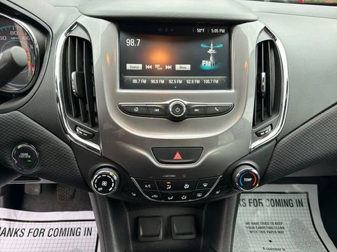 Used 2016 Chevrolet Cruze LT w/ Convenience Package FWD image 20